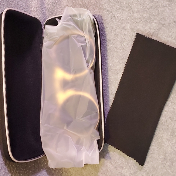 Rose Fashion Glasses - Picture 4 of 5